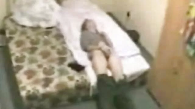 Táxi falso, massagista Fodeu no capô do carro. vídeos pornô com mulheres japonesas
