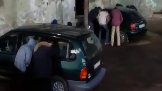 A vídeo pornô das novinhas japonesas Jolene deixa o esperma sair da boca.