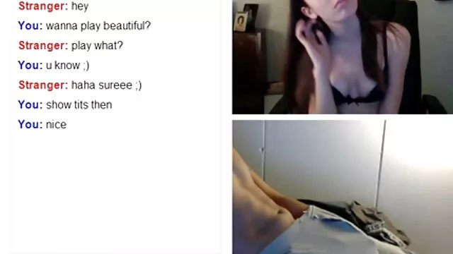 Rabo lésbico a lamber por porno com meninas japonesas uma milf asiática no escritório