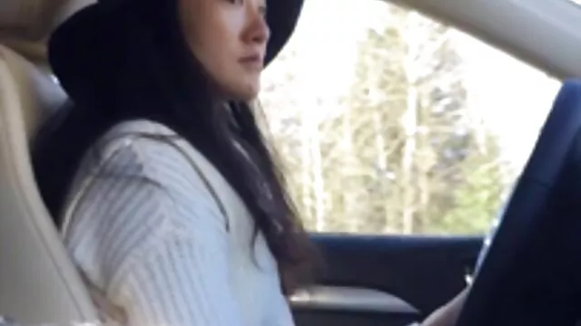 Grande esperma japonesa vídeo pornô de camisa preta