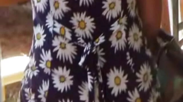 Duas ninfomaníacas acordaram por um tipo vídeo pornô com japonesa novinha e esticaram-se.