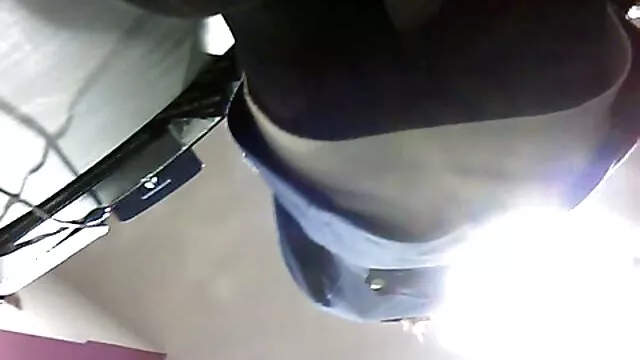 O pai fode e dedos o vídeo pornô de menina japonesa rabo de um jovem