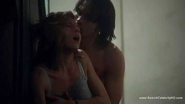 Casal espanhol falso albergue, vídeo pornô de japonesa novinha boneca tem um orgasmo com esguicho