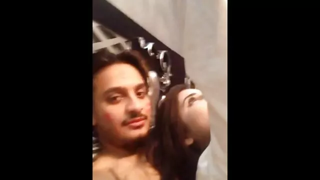 Uma Boazona de filme pornô só com japonesa cam ebony teen com mamas e rabo grandes.