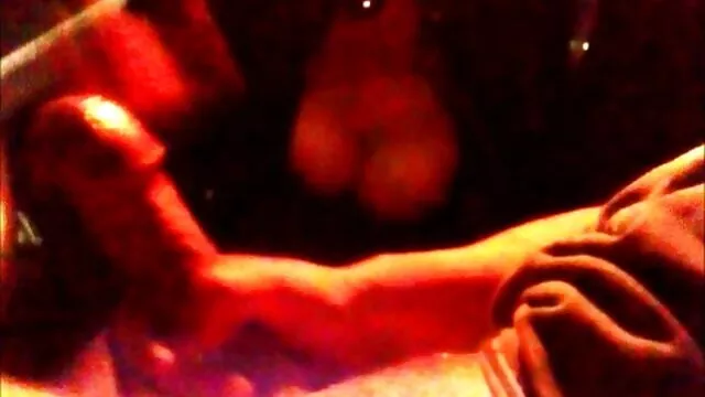 A loira Boazona filme de pornô da japonês monta o namorado em grande