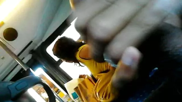A rapariga loura gosta de cada centímetro video sexo japonesinha do comboio
