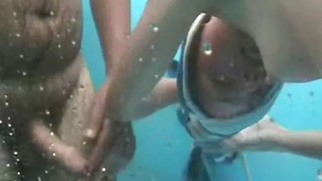 O africano Chupa vídeo pornô japonês grátis pilas enquanto se masturba em vídeo Amador